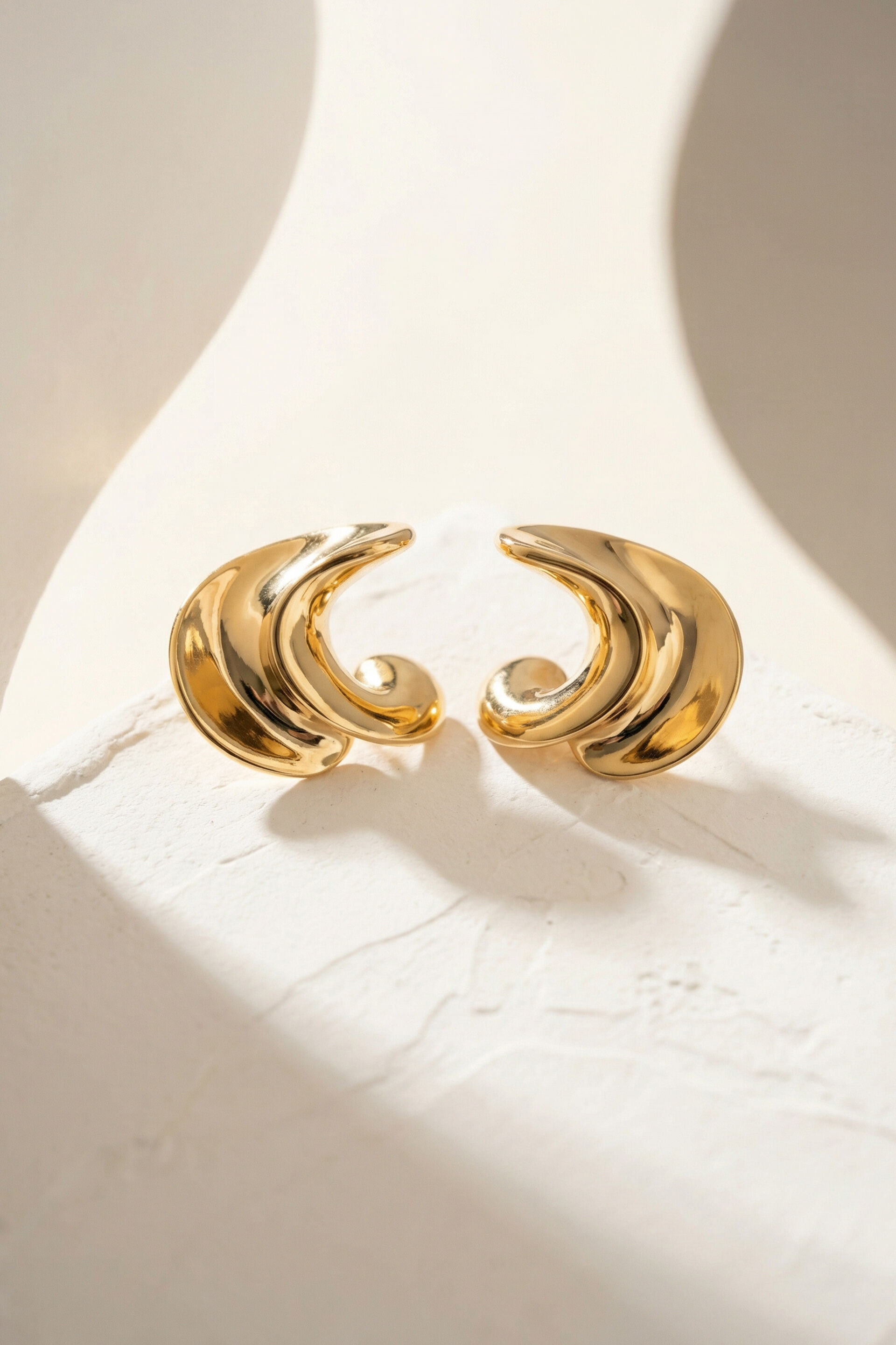 Golden Curve Stud Earrings, , image 2